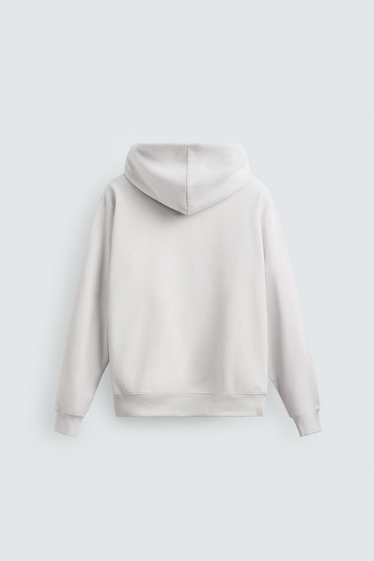 BASIC HOODIE