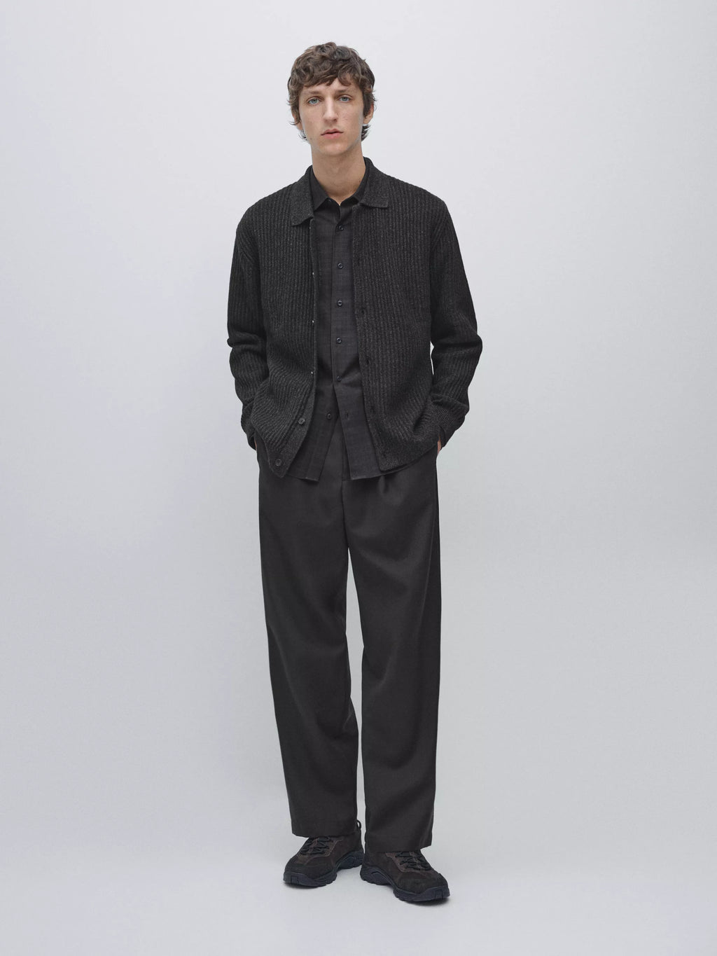 Knit cotton and wool blend cardigan with buttons