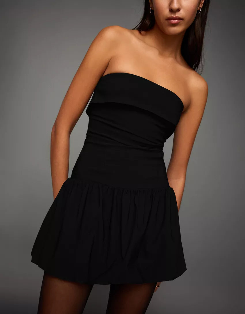Mini strapless balloon dress