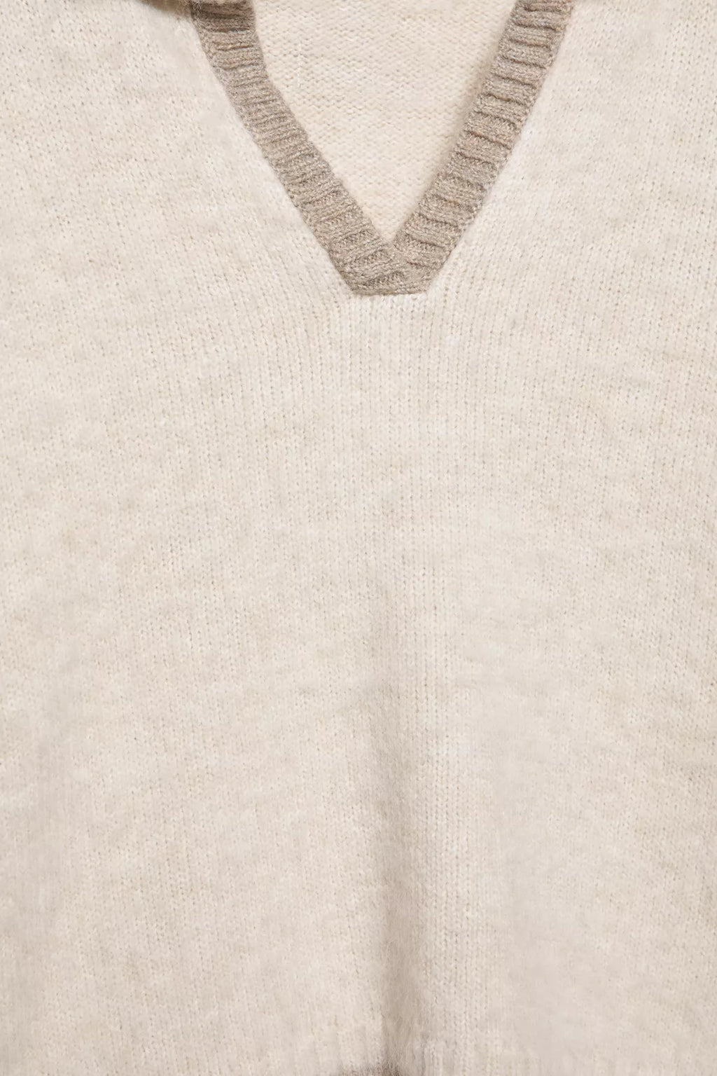 Polo collar sweater