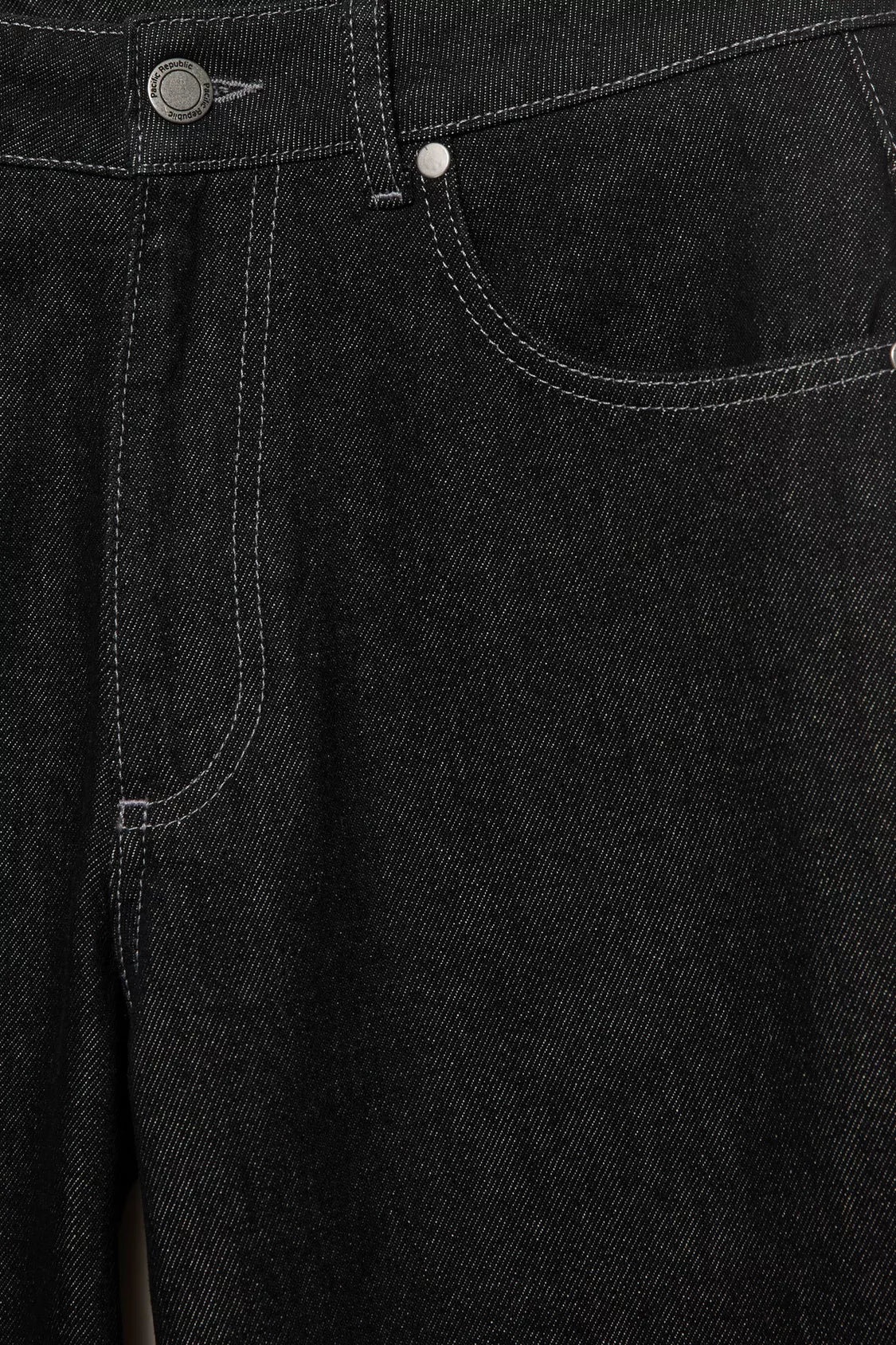 Barrel jeans with stars