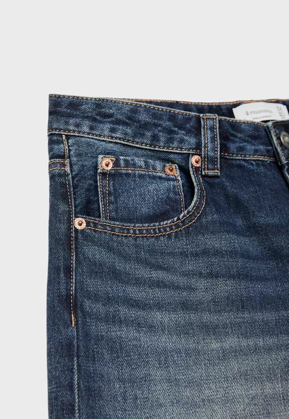 D66 low-waist super wide-leg jeans