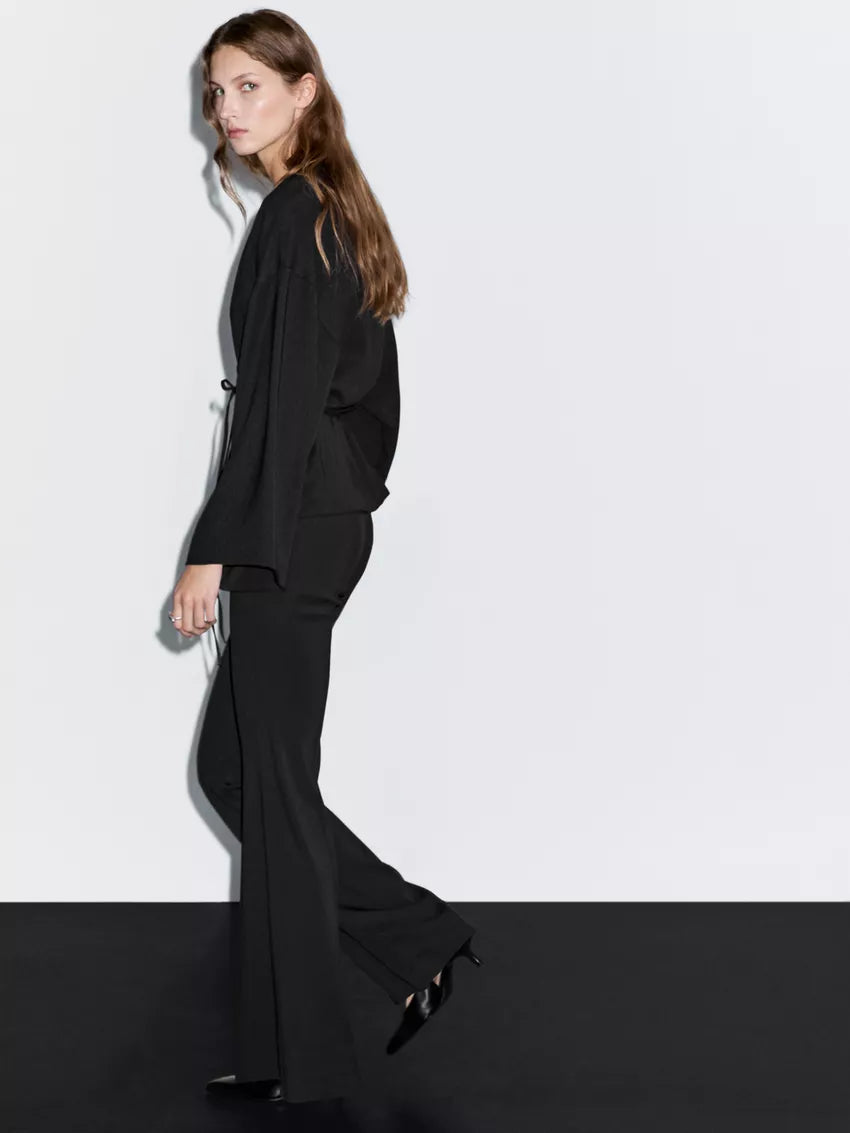 Flowing V-neck kimono