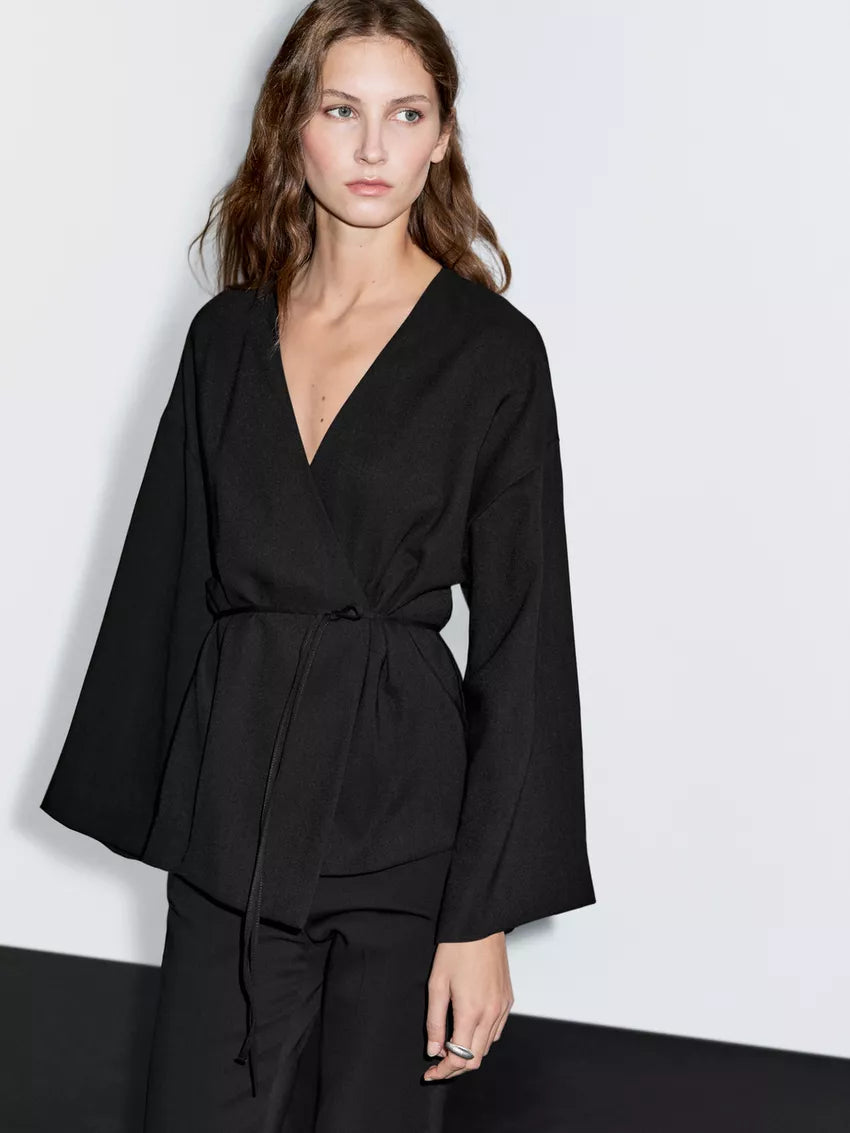 Flowing V-neck kimono