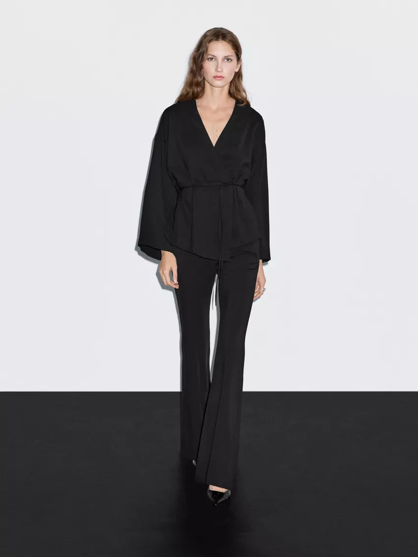 Flowing V-neck kimono