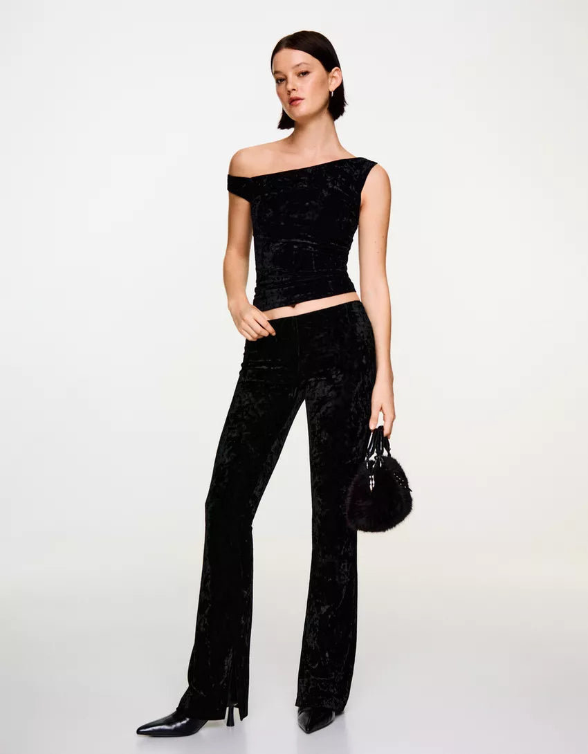 Bell-bottom trousers with velvet look