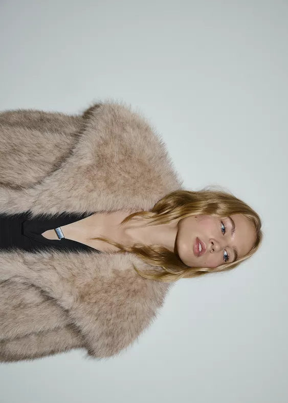 Short faux fur jacket