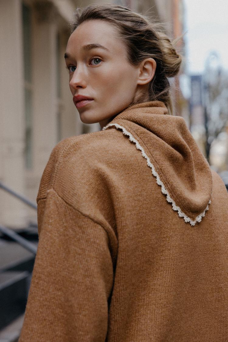 Knit Jumper With Bandana And Lace Trim