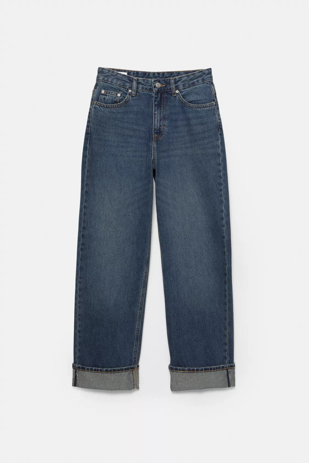 Baggy jeans with cuffs
