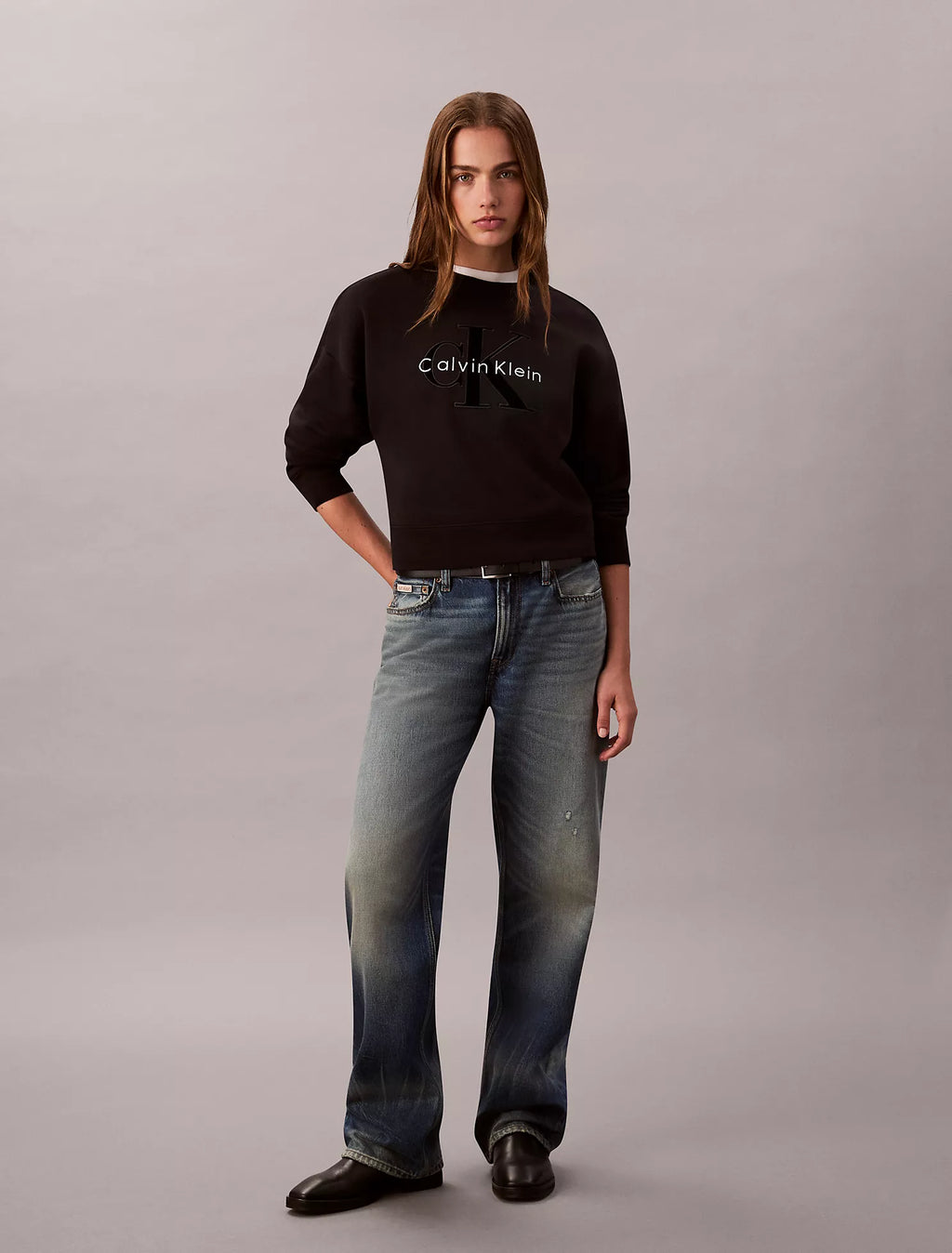 Fleece Velvet Monologo Graphic Relaxed Sweatshirt